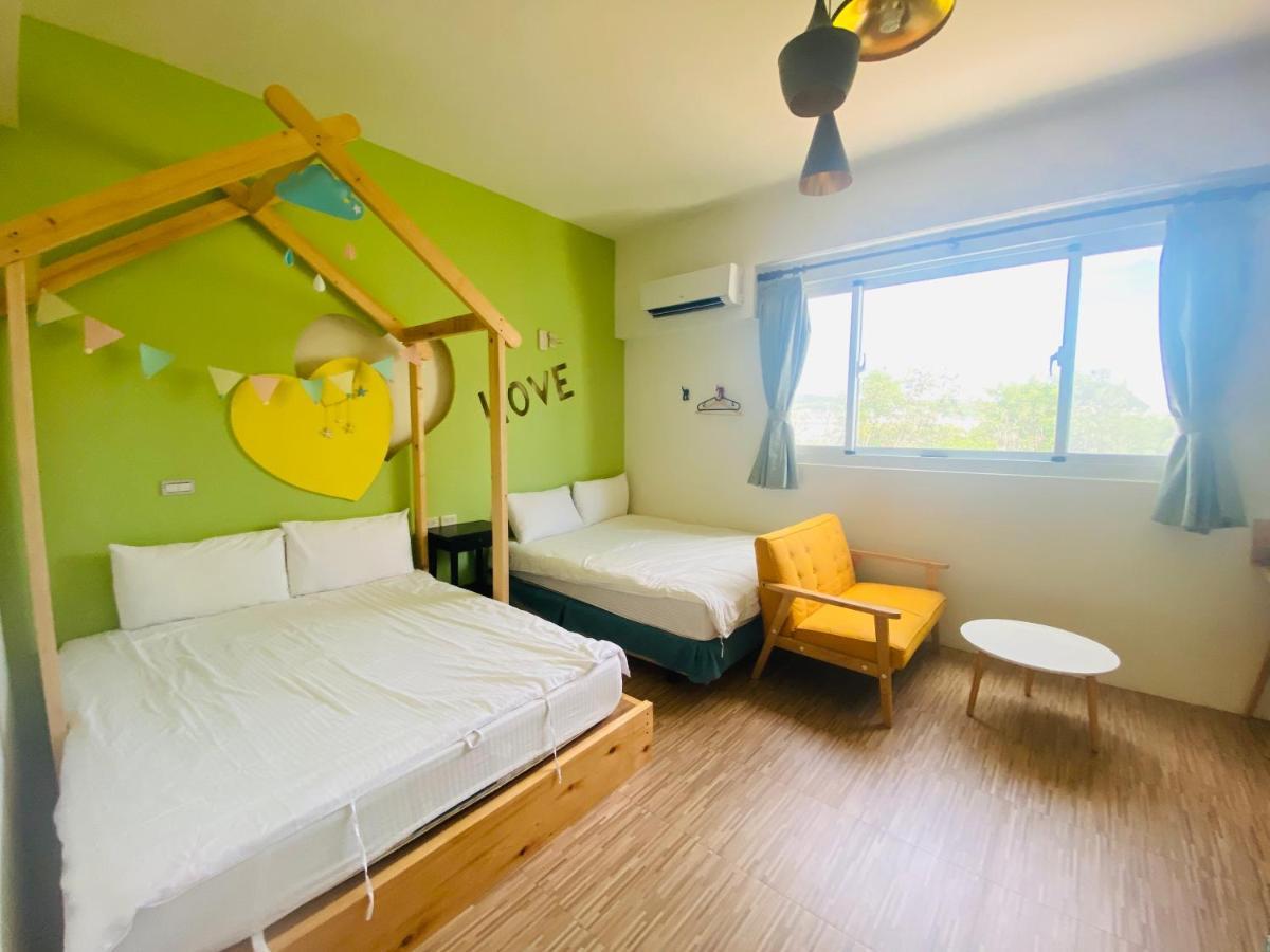 艾希兒民宿 I'M Here Hostel L小家庭包棟首選l台東火車站l背包單人 Taitung Exterior photo